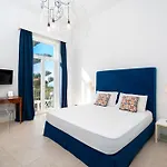 Maison Ro'