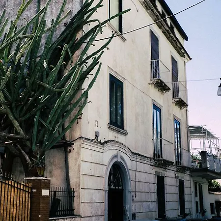 Maison Ro' ゲストハウス