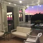 Konukevi Maison Ro' 4*